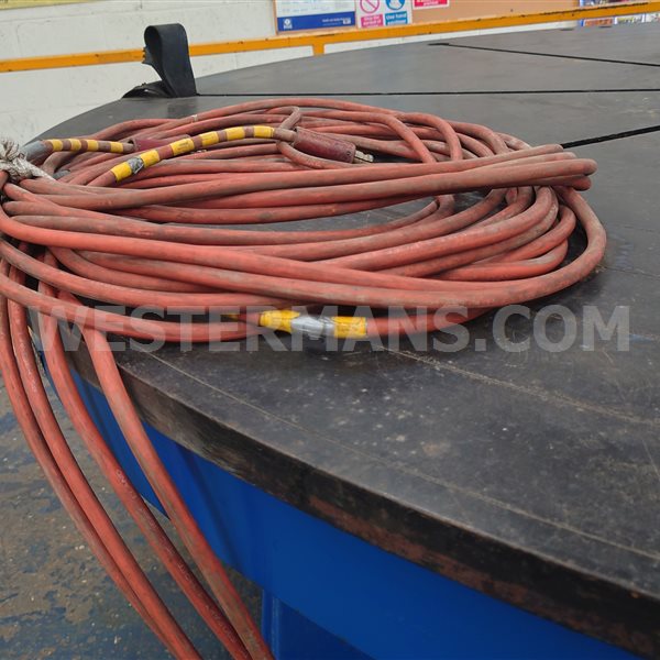 Turn table Horizontal 15,000kg last used for cladding