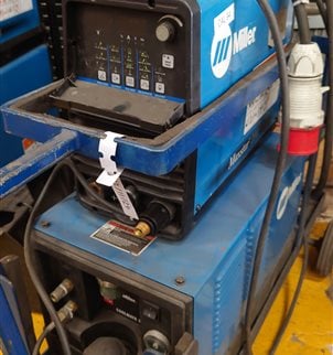 Miller 200DX Maxstar DC TIG Welding Machine water cooled